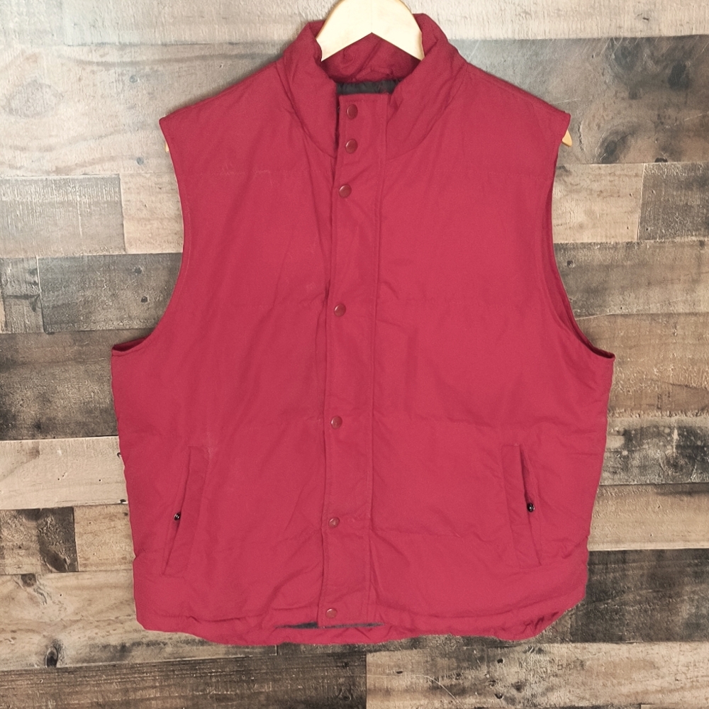 St. Johns Bay Red Puffer Vest Sz Large Men